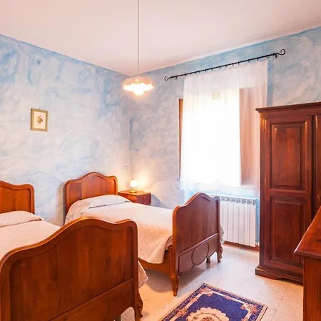 Sleeps 6 Pool Wifi *